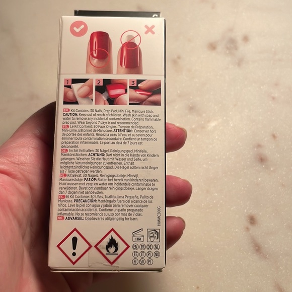 impress glow in the dark press on nails, limited edition - Picture 3 of 3